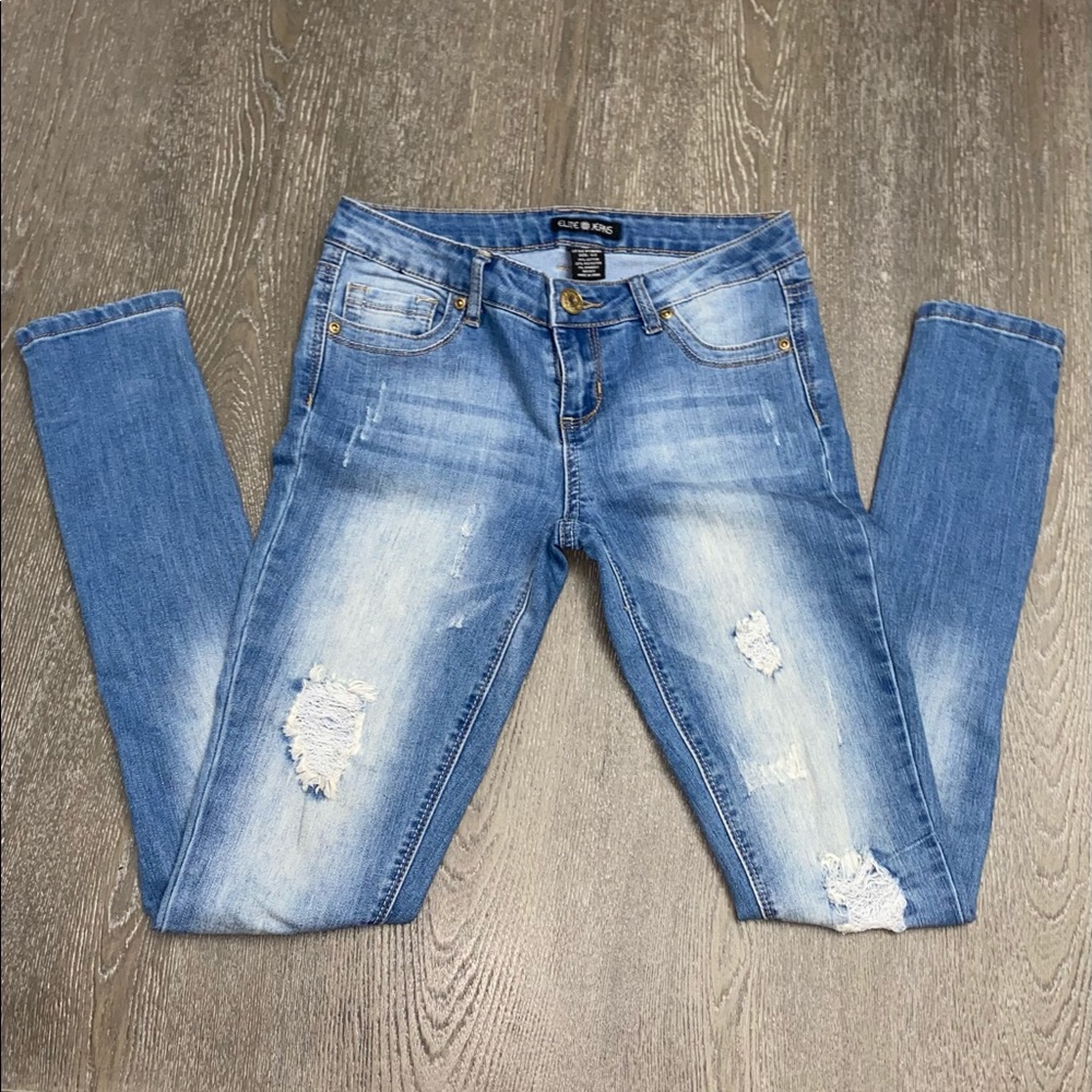 Elite Skinny Distressed Jeans Size 1/2 (27 in)